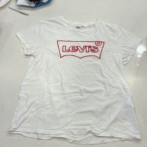 Levi’s ladies tshirt